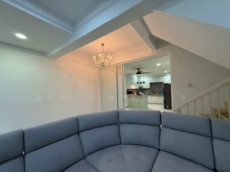 Rumah Teres 2 Tingkat untuk Dijual di Ampang Jaya (Ampang) - Shafiq Muttalib - Living Room - PropertyGuru.com.my