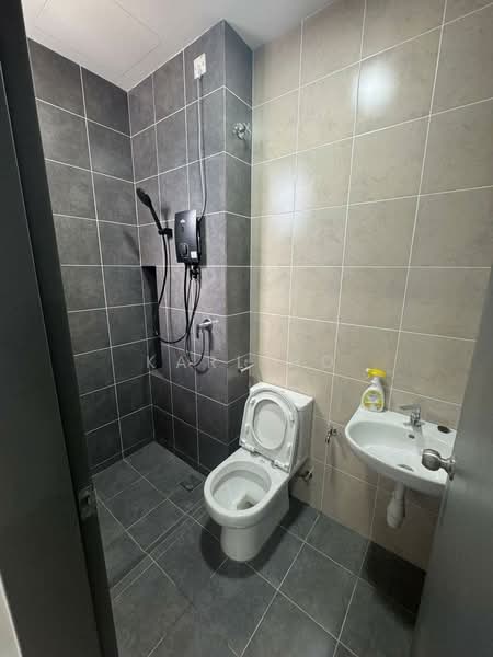 2-storey Terraced House for Rent in Gelang Patah (Johor) - Karl Ho - Bathroom - PropertyGuru.com.my