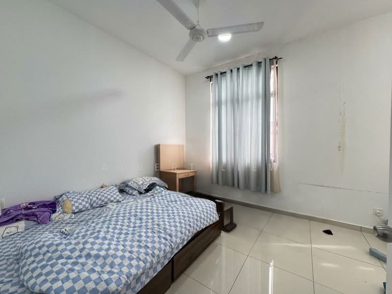 2-storey Terraced House for Sale in Bakri (Johor) - Albert Liew - Bedroom - PropertyGuru.com.my