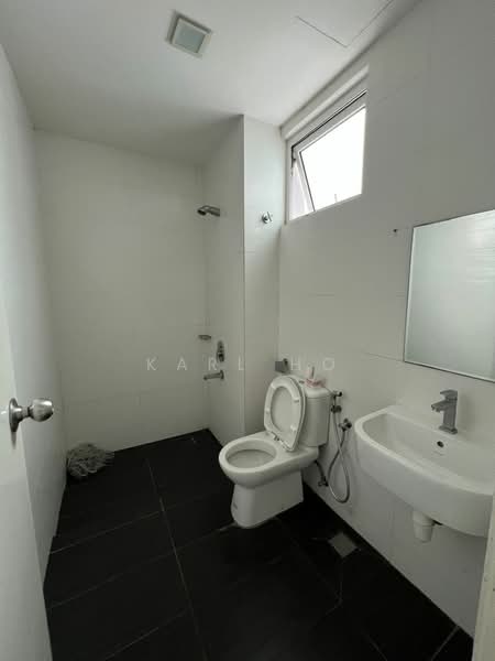 Servis Apartment untuk Disewa di Twin Galaxy (Dwi Galaksi) - Karl Ho - Bathroom - PropertyGuru.com.my