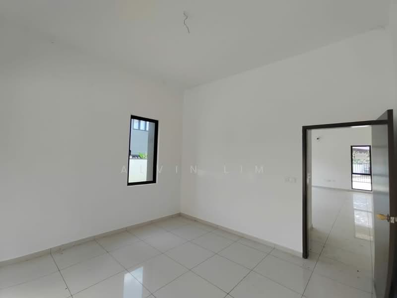 Semi-Detached House for Sale in Taman Tasik Semenyih (Semenyih) - Alvin Lim - Interior - PropertyGuru.com.my
