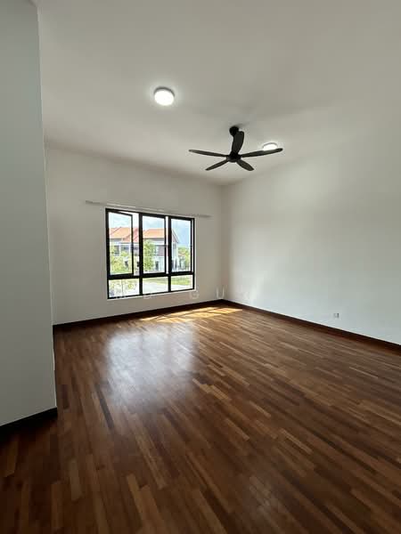 2-storey Terraced House for Rent in Alam Impian (Shah Alam) - md guna - Master bedroom  - PropertyGuru.com.my