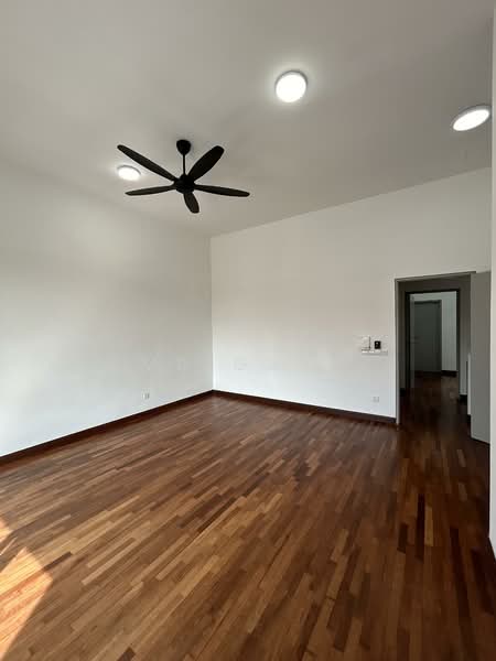 2-storey Terraced House for Rent in Alam Impian (Shah Alam) - md guna - Master bedroom - PropertyGuru.com.my
