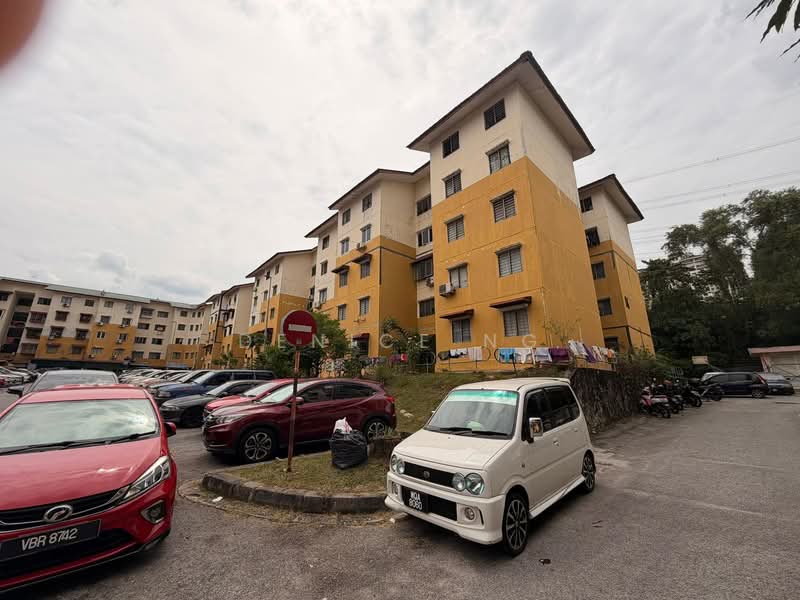 Rumah Flat untuk Dijual di Pangsapuri Sri Meranti - Denice Ng - Exterior - PropertyGuru.com.my