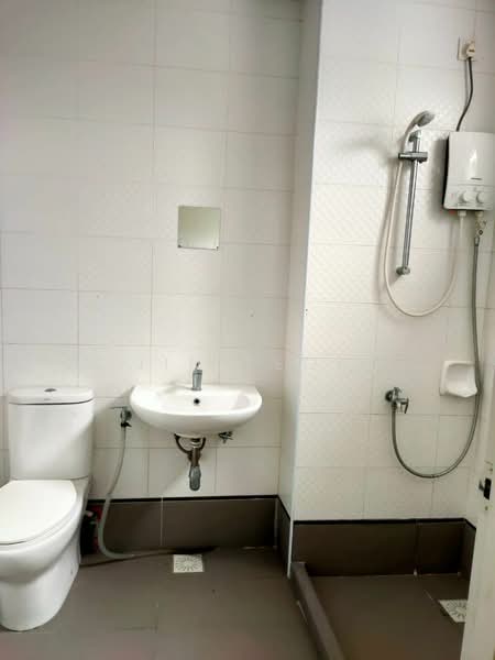 Servis Apartment untuk Dijual di Seasons Amara Larkin - Jin Teok - Bathroom - PropertyGuru.com.my