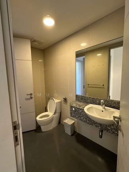 Kondominium untuk Dijual di The Westside One - Mun Hoe - Bathroom - PropertyGuru.com.my
