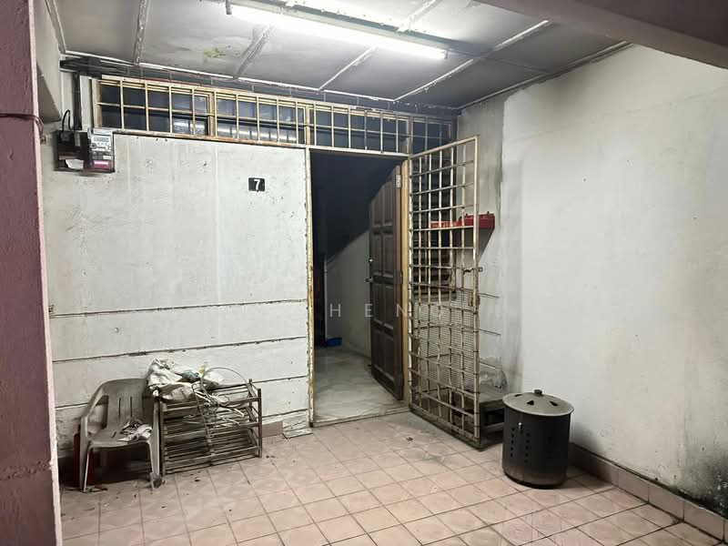 Rumah Teres 2 Tingkat untuk Dijual di Taman Puchong Perdana (Puchong) - Soon Sheng Law - Entrance - PropertyGuru.com.my