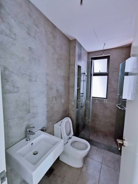 Kondominium untuk Dijual di The Riyang - Lucas Chan - Bathroom - PropertyGuru.com.my