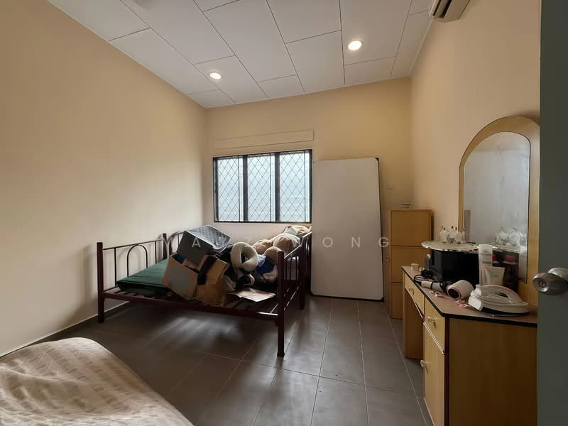 Rumah Teres 2 Tingkat untuk Dijual di Taman Ungku Tun Aminah (Skudai) - Mayz Wong - Bedroom - PropertyGuru.com.my