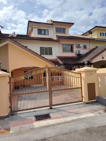 2.5-storey Terraced House for Sale in Balakong (Selangor) - Hetha Chan - Exterior - PropertyGuru.com.my