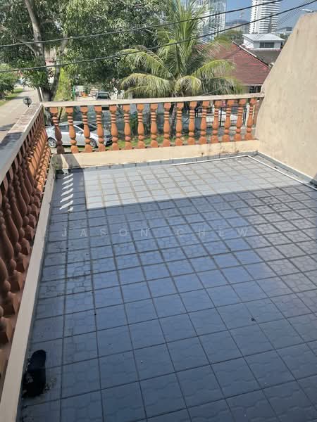 Rumah Teres 2 Tingkat untuk Dijual di Johor Bahru (Johor) - Jason Chew - Balcony - PropertyGuru.com.my
