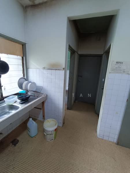 2-storey Terraced House for Sale in Taman Tun Dr Ismail (Kuala Lumpur) - Lois Tan - Kitchen - PropertyGuru.com.my