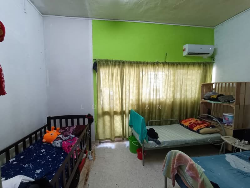2-storey Terraced House for Sale in Taman Tun Dr Ismail (Kuala Lumpur) - Lois Tan - Bedroom - PropertyGuru.com.my