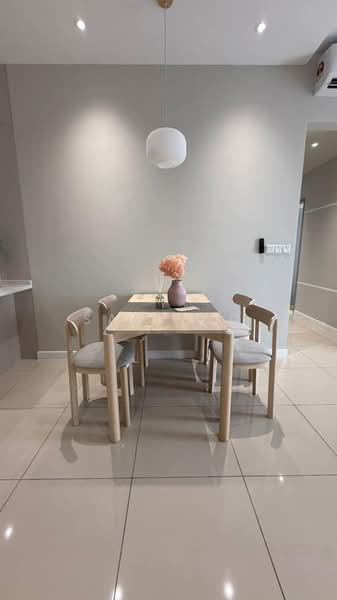 Kondominium untuk Disewa di Skyline KL - Sam Loo - Dining Room - PropertyGuru.com.my