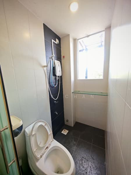 2-storey Terraced House for Rent in Bandar Jaya Putra (Johor Bahru) - Roy Chan - Bathroom - PropertyGuru.com.my