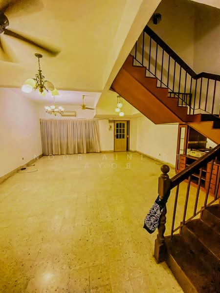 2-storey Terraced House for Sale in Taman Melewar (Gombak) - Noor Aini Bt Ayob - Living Room - PropertyGuru.com.my