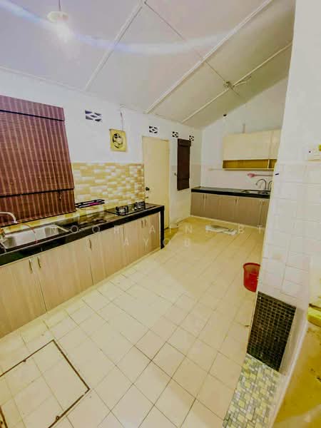 2-storey Terraced House for Sale in Taman Melewar (Gombak) - Noor Aini Bt Ayob - Kitchen - PropertyGuru.com.my
