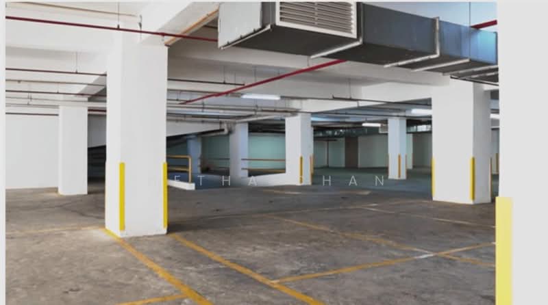 Kedai / Pejabat untuk Dijual di Subang Jaya (Selangor) - Hetha Chan - Car Park - PropertyGuru.com.my