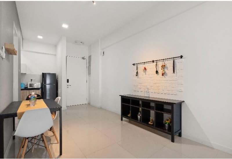 Service Residence for Sale at Suria @ North Kiara - Frankie Ong - Kitchen - PropertyGuru.com.my