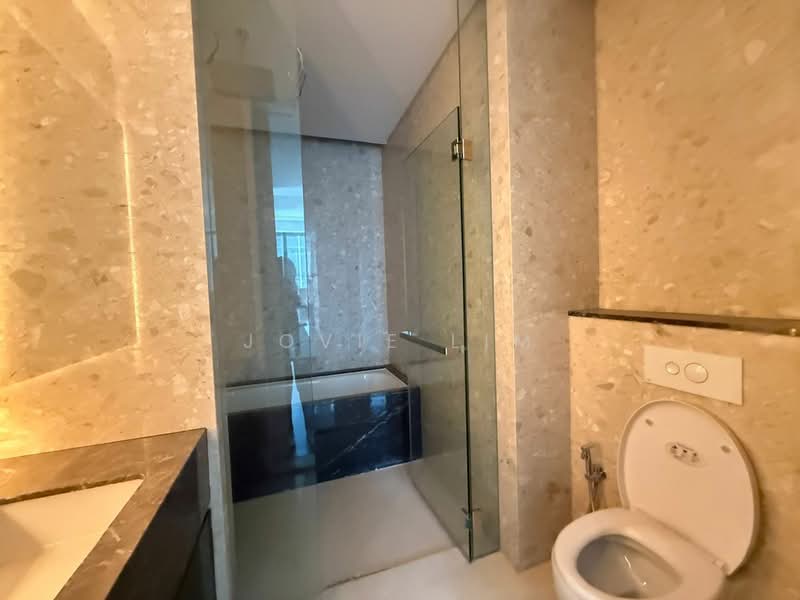 Servis Apartment untuk Dijual di Windsor Suites @ Pavilion Damansara Heights - Jovie Lim - Bathroom - PropertyGuru.com.my