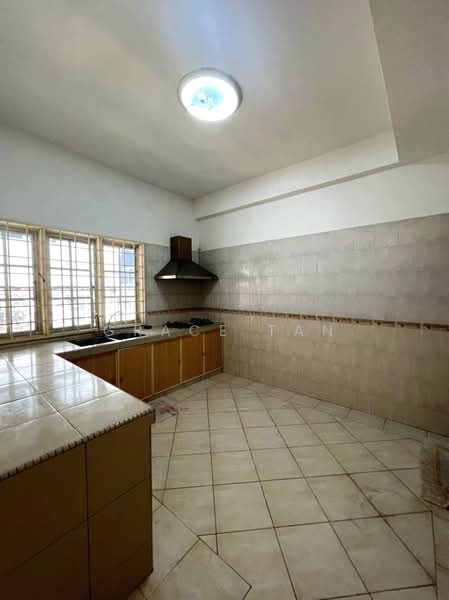 2-storey Terraced House for Sale in Bandar Kinrara (Selangor) - Grace Tan - Kitchen - PropertyGuru.com.my
