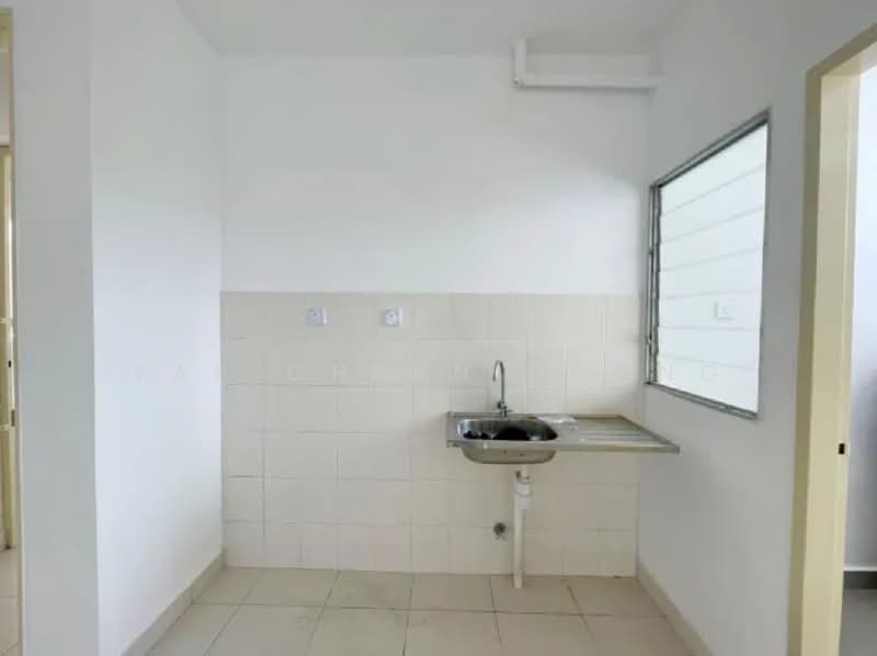Apartment for Sale at Pangsapuri Seri Mutiara - Yap Chean Chong - Kitchen - PropertyGuru.com.my