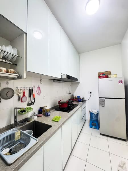 Kondominium untuk Disewa di i-Santorini - Jerry Tan - Kitchen - PropertyGuru.com.my