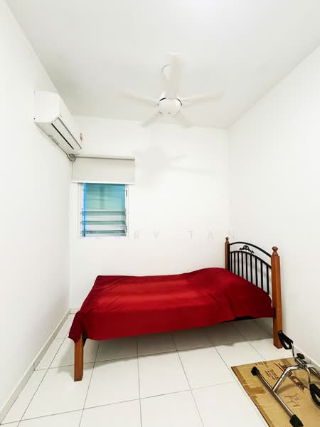 Kondominium untuk Disewa di i-Santorini - Jerry Tan - Bedroom - PropertyGuru.com.my