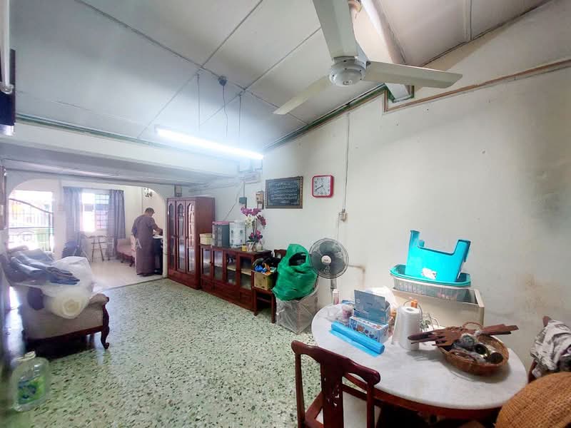 1-storey Terraced House for Sale in Cheras (Kuala Lumpur) - Hasliza Hassan - Living Room - PropertyGuru.com.my