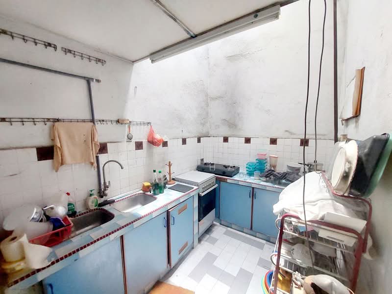 1-storey Terraced House for Sale in Cheras (Kuala Lumpur) - Hasliza Hassan - Kitchen - PropertyGuru.com.my