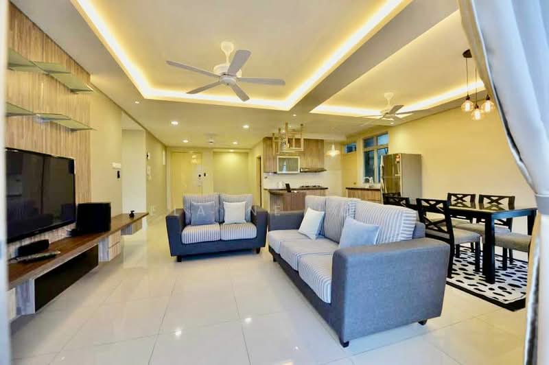 Servis Apartment untuk Disewa di D'Ambience Residences (Pangsapuri Ikatan Flora) - Elayne Low - Living Room - PropertyGuru.com.my