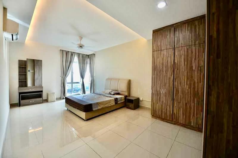 Servis Apartment untuk Disewa di D'Ambience Residences (Pangsapuri Ikatan Flora) - Elayne Low - Bedroom - PropertyGuru.com.my