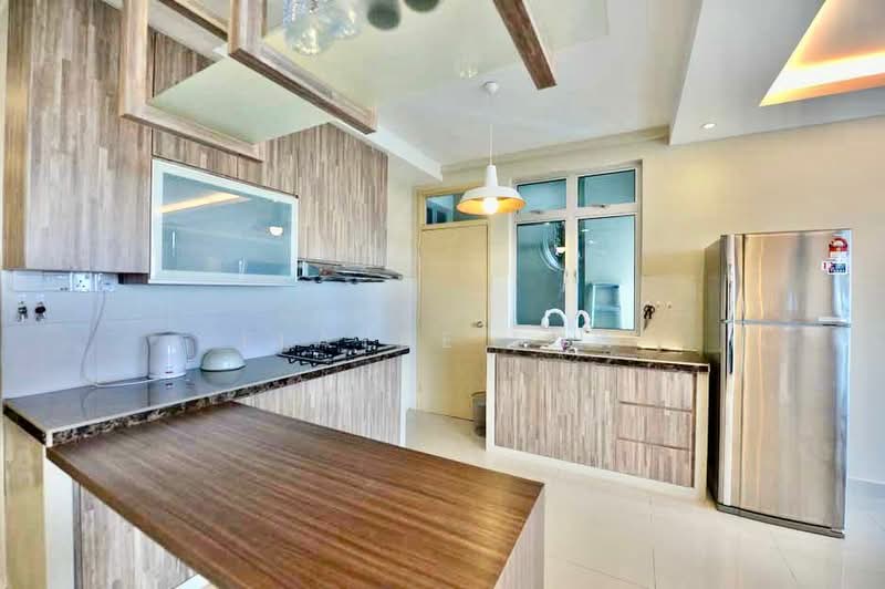 Servis Apartment untuk Disewa di D'Ambience Residences (Pangsapuri Ikatan Flora) - Elayne Low - Kitchen - PropertyGuru.com.my