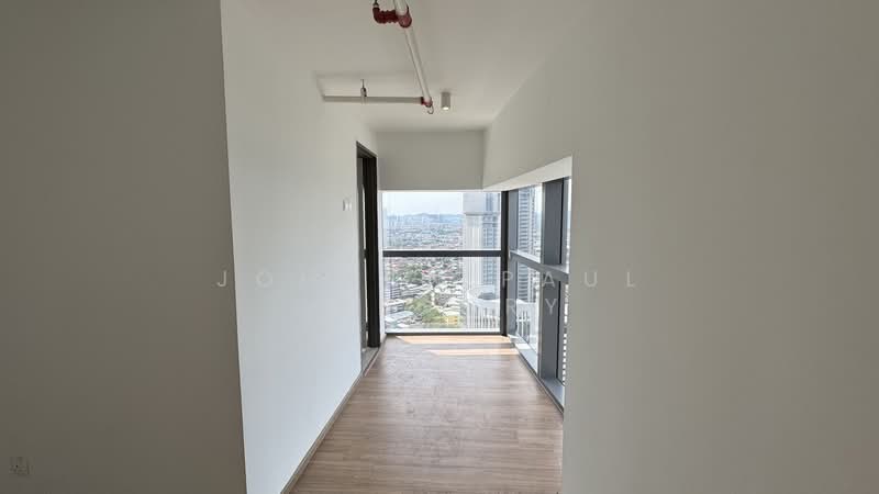 Servis Apartment untuk Disewa di Pinnacle Petaling Jaya - Johann Paul Gregory - Corridor - PropertyGuru.com.my