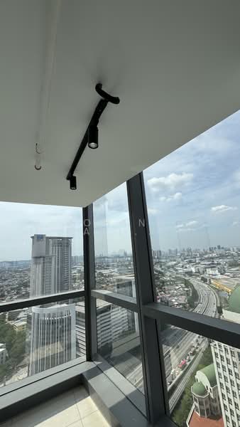 Servis Apartment untuk Disewa di Pinnacle Petaling Jaya - Johann Paul Gregory - View - PropertyGuru.com.my