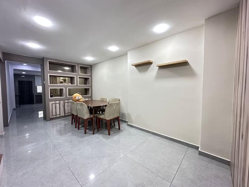 Rumah Teres 2 Tingkat untuk Dijual di Rawang (Selangor) - Danny Wong - Dining Room - PropertyGuru.com.my