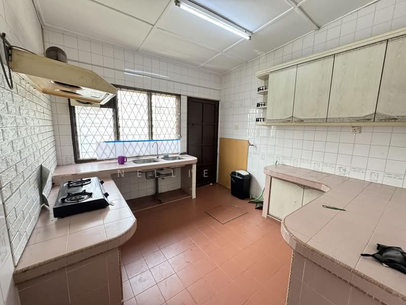 Rumah Teres 1 Tingkat untuk Dijual di Bandar Baru Permas Jaya (Permas Jaya) - Nellie Lim - Kitchen - PropertyGuru.com.my