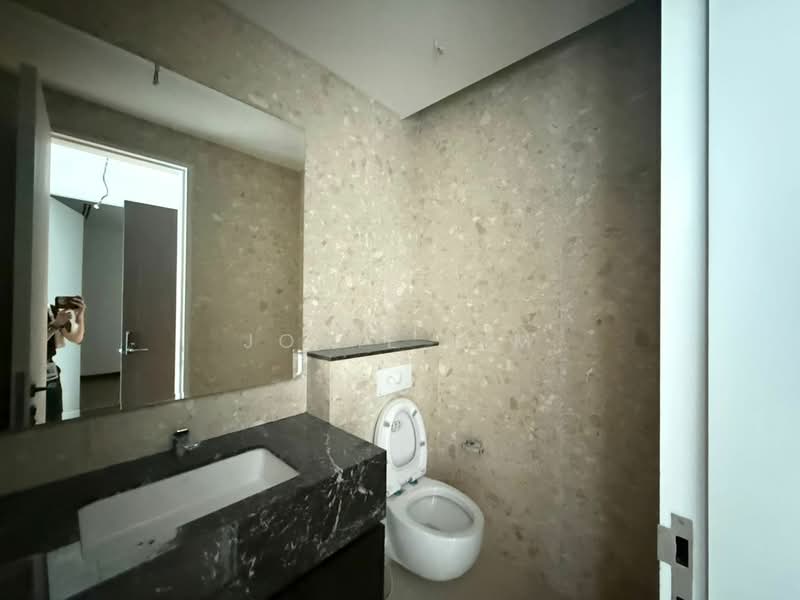 Service Residence for Sale at Pavilion Damansara Heights - Jovie Lim - Bathroom - PropertyGuru.com.my