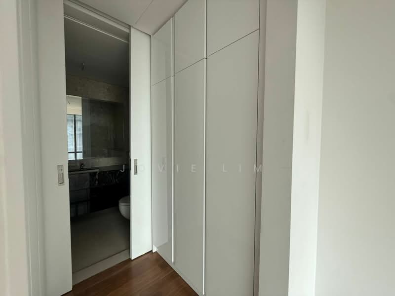Servis Apartment untuk Dijual di Windsor Suites @ Pavilion Damansara Heights - Jovie Lim - Bathroom - PropertyGuru.com.my