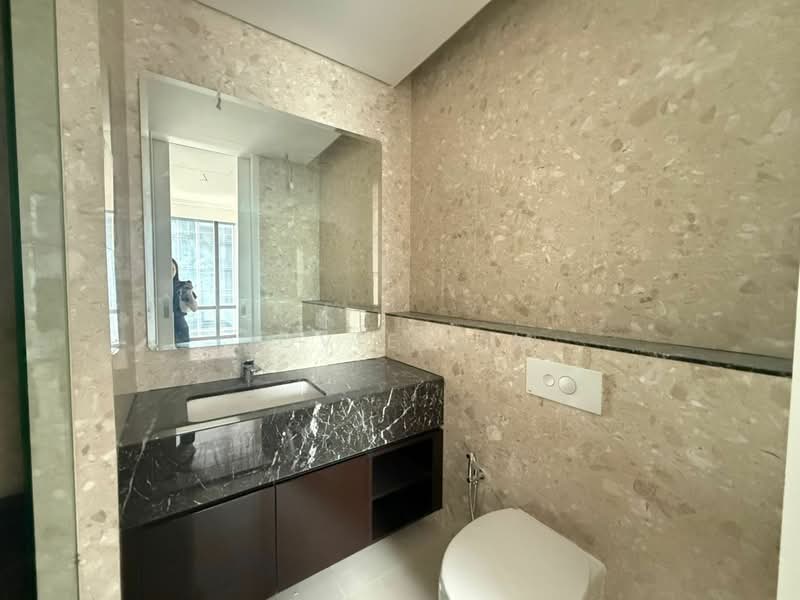 Servis Apartment untuk Dijual di Windsor Suites @ Pavilion Damansara Heights - Jovie Lim - Bathroom - PropertyGuru.com.my