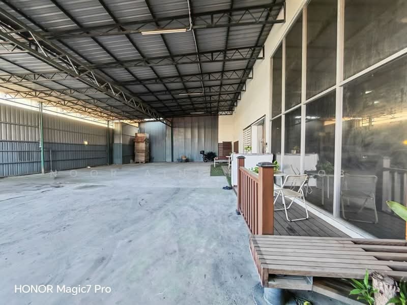 Factory for Sale in Seksyen 34 (Shah Alam) - Noor Aini Bt Ayob - Exterior - PropertyGuru.com.my