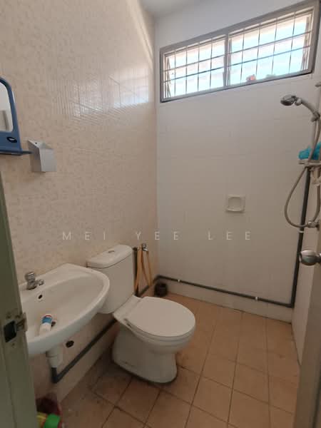 2.5-storey Terraced House for Sale in Lunas (Kedah) - Mei Yee Lee - Bathroom - PropertyGuru.com.my