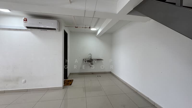 Servis Apartment untuk Disewa di Pinnacle Petaling Jaya - Johann Paul Gregory - Interior - PropertyGuru.com.my
