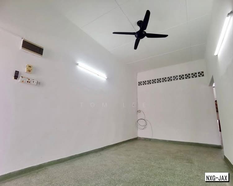 Terraced House for Sale in Kampung Batu Belah (Klang) - Tom Lee - Interior - PropertyGuru.com.my