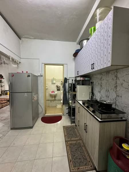 Apartment for Sale at Pangsapuri Lagoon Perdana - Afif Azizan - Kitchen - PropertyGuru.com.my