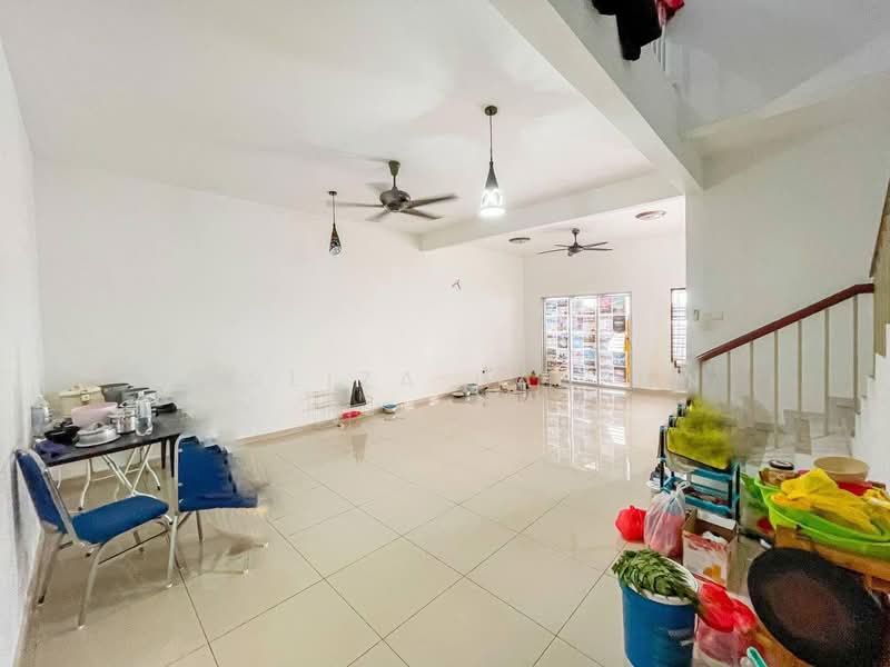 Rumah Teres 2 Tingkat untuk Dijual di Nilai (Negeri Sembilan) - Hasliza Hassan - Living Room - PropertyGuru.com.my