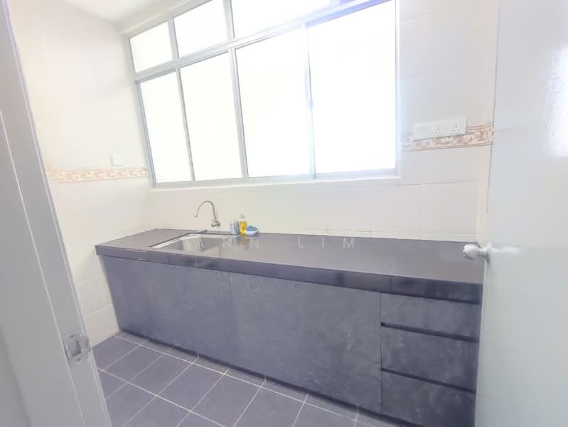 Service Residence for Sale at BSP 21 - Ann Lim - Kitchen - PropertyGuru.com.my