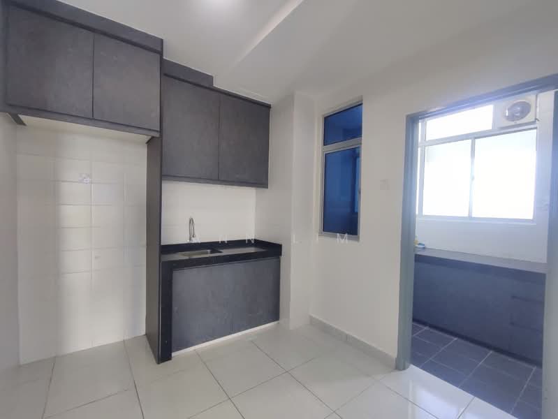 Service Residence for Sale at BSP 21 - Ann Lim - Kitchen - PropertyGuru.com.my