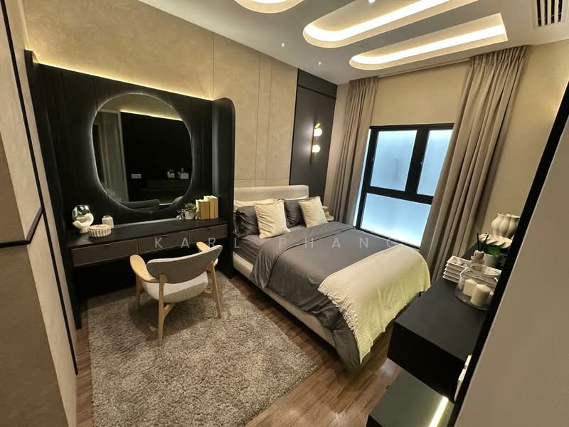 Servis Apartment untuk Dijual di D'Evia Residences @ Kwasa Damansara - Karl Phang - Bedroom - PropertyGuru.com.my