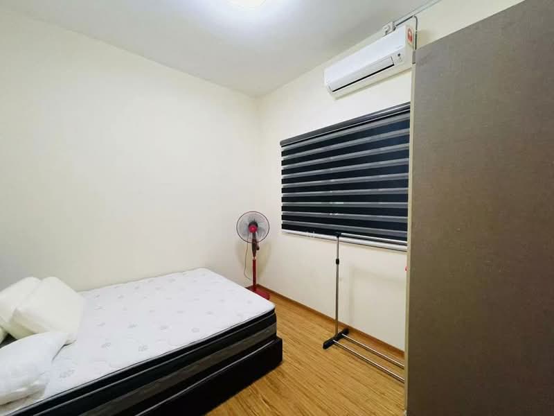 Pangsapuri untuk Disewa di Sky Garden Residences - Steven . - Bedroom - PropertyGuru.com.my